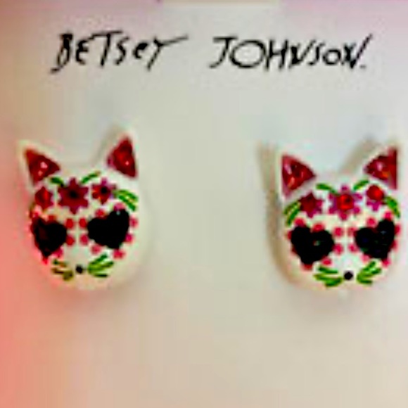 New Betsey Johnson Sugar Skull Cat Stud Earrings - Picture 8 of 12